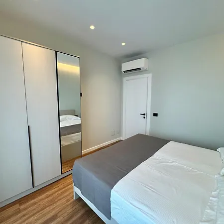 Lägenhet Altana Guest Tirana